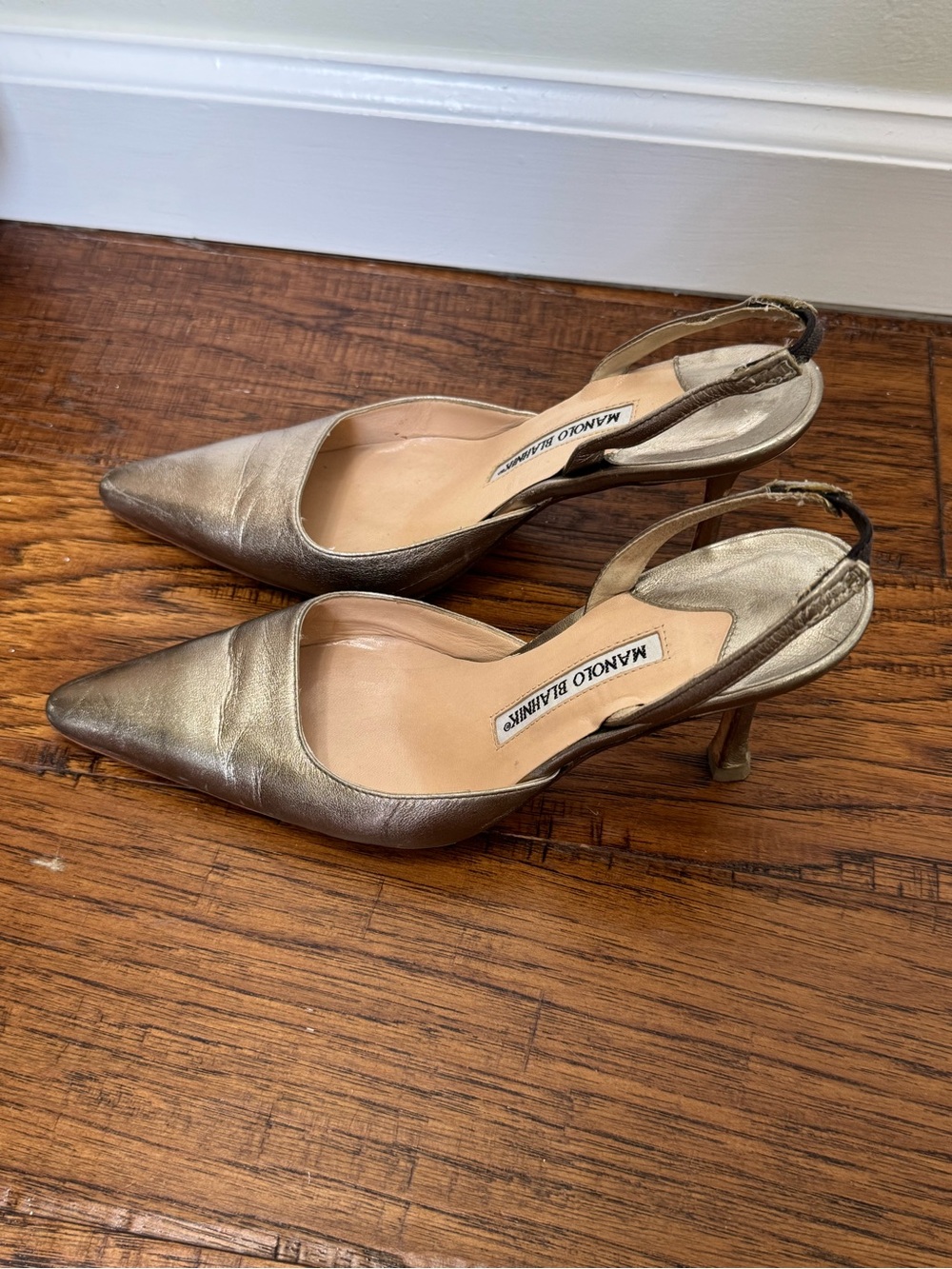Manolo Blahnik Metallic Gold Pointed Slingback Pumps